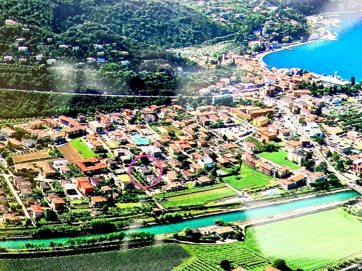 Casa Fiorella Torbole Sul Garda Exteriör bild